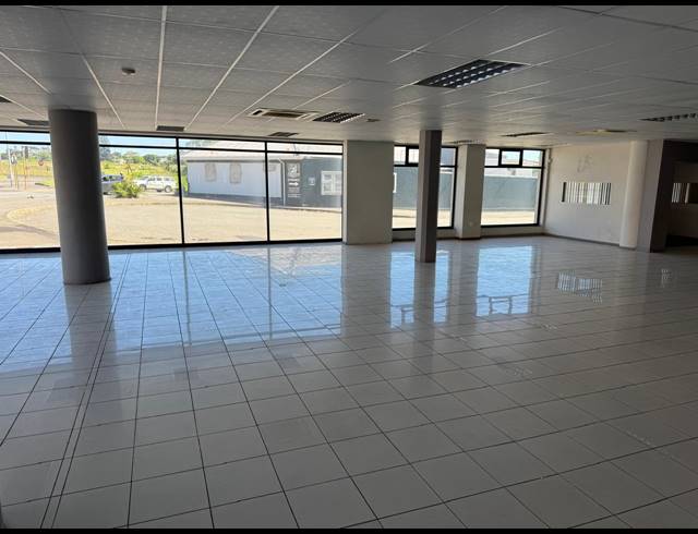 7,500M² OFFICE FOR SALE IN EAST LONDON CENTRAL